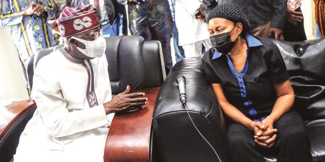 Tinubu and Odumakins wife 1140x570 1