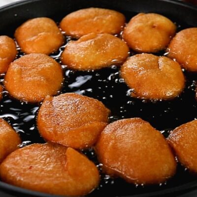 Akara frying