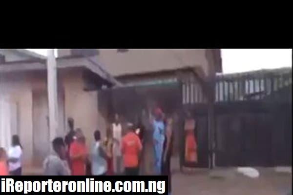 Sisters abandon body of dead mother in room 9 days after death