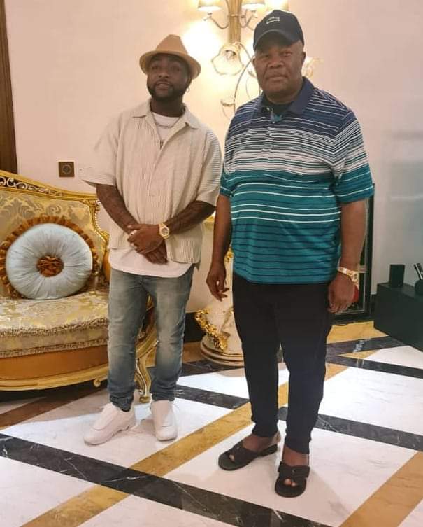akpabio host davido