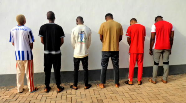 EFCC Arrests 17 Internet Fraud Suspects In Enugu, Kano
