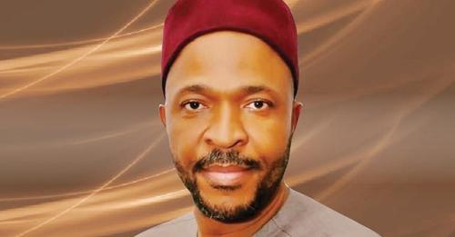 BREAKING: Buhari's Minister Buys N100m APC Presidential Form (Photos)