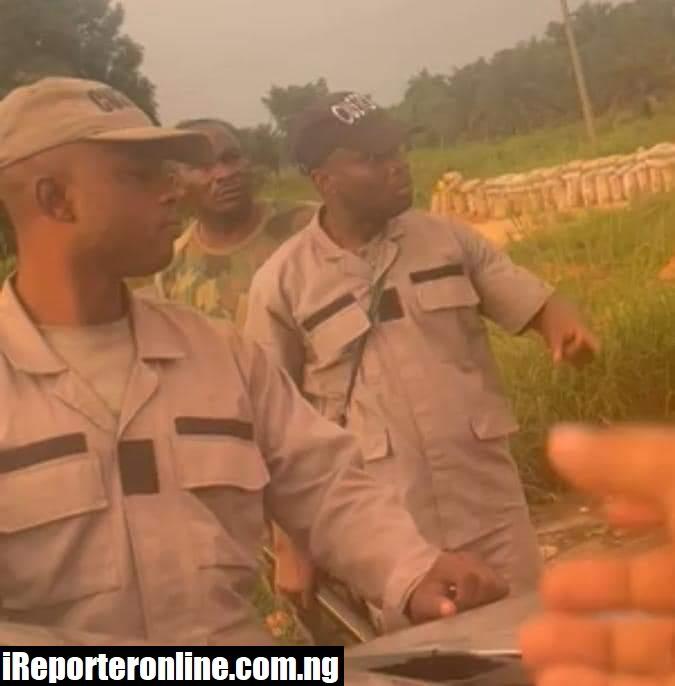 Trending Video: Customs Officer Slaps Okowa's Aide (Watch)