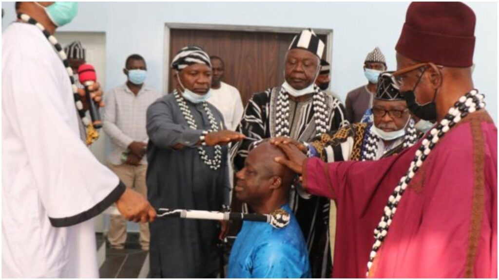 [BREAKING] 2023: Popular APC Presidential Aspirant Dumps Ambition (Details)