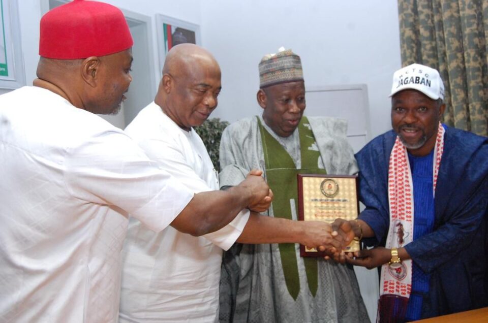 Ganduje Award 960x636 1
