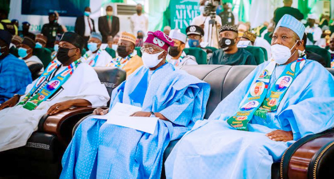 osinbajo in Tinubu party.jpg3