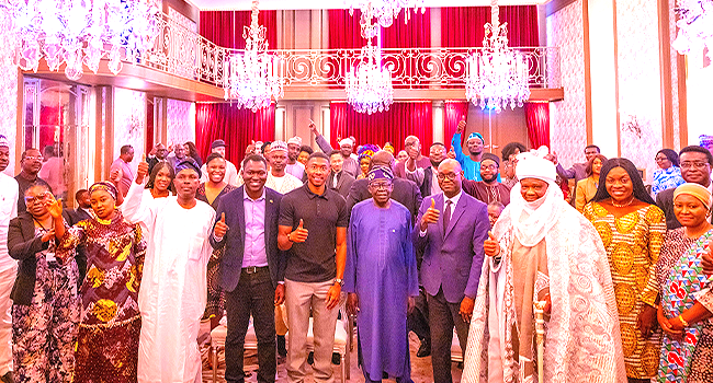 Tinubu meets with Nigerians in France 6 1