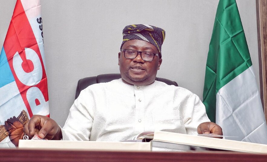 Adebayo Adelabu1