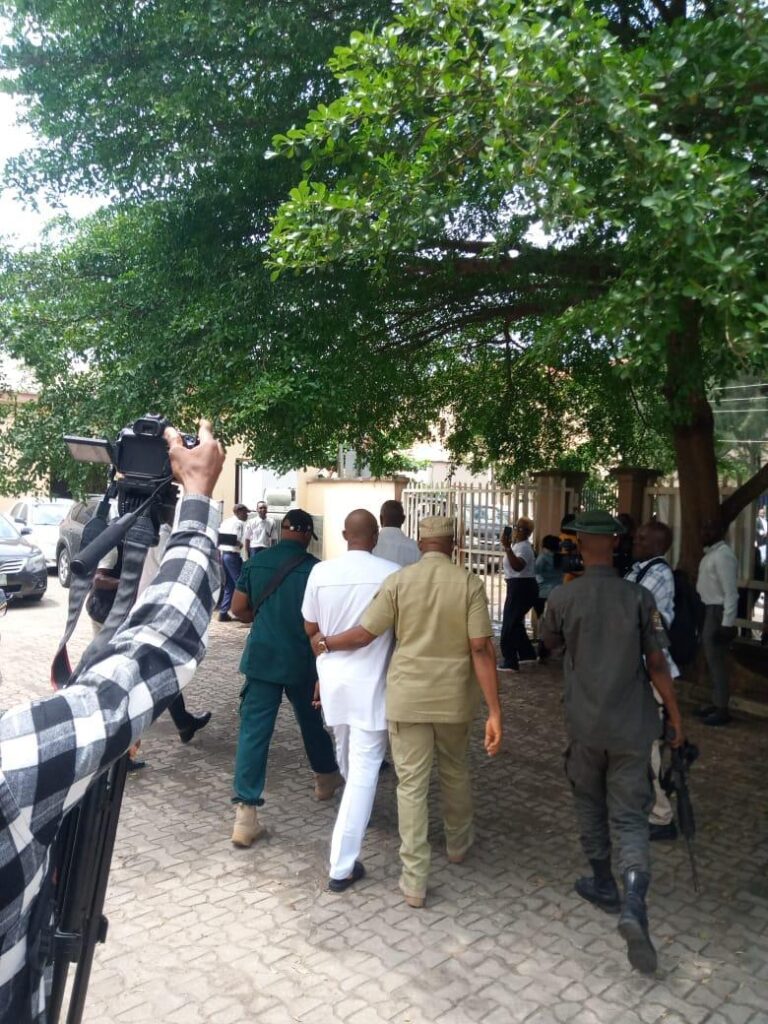 395402123 715672297263623 168766190715806170 n