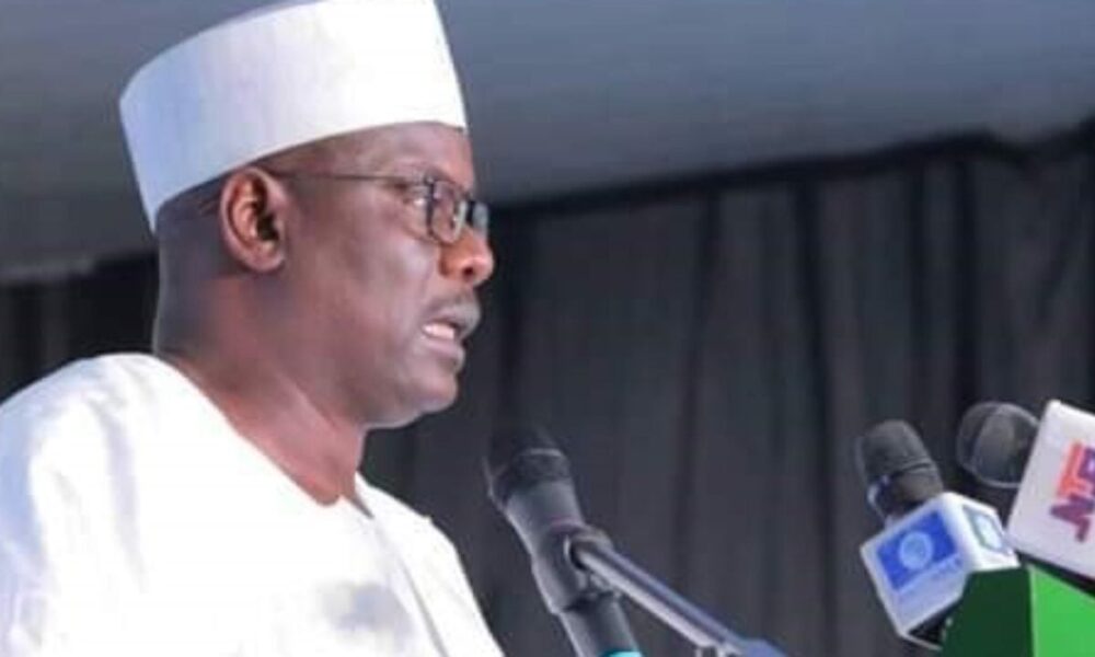01 ndume 1
