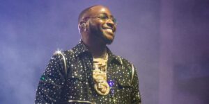 Davido 1536x769 1