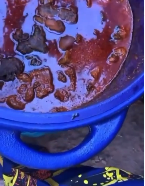 Caterer exposed after hoarding food she was paid to cook for guests at an event 1708358310