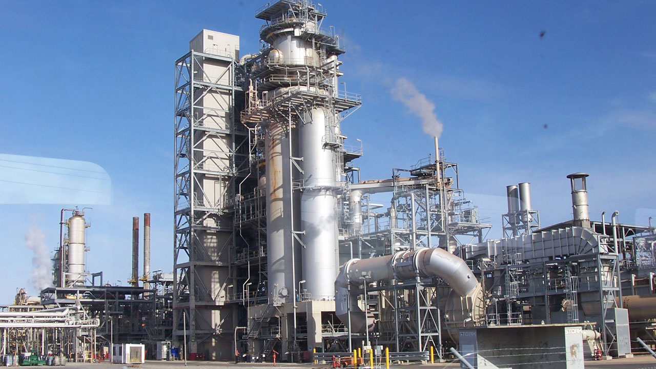 Giant Dangote Oil Refinery
