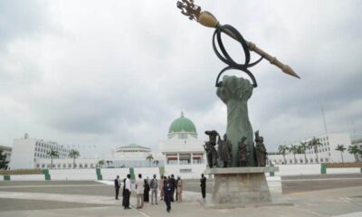 Nigerias National Assembly Building with the Mace 768x512 1