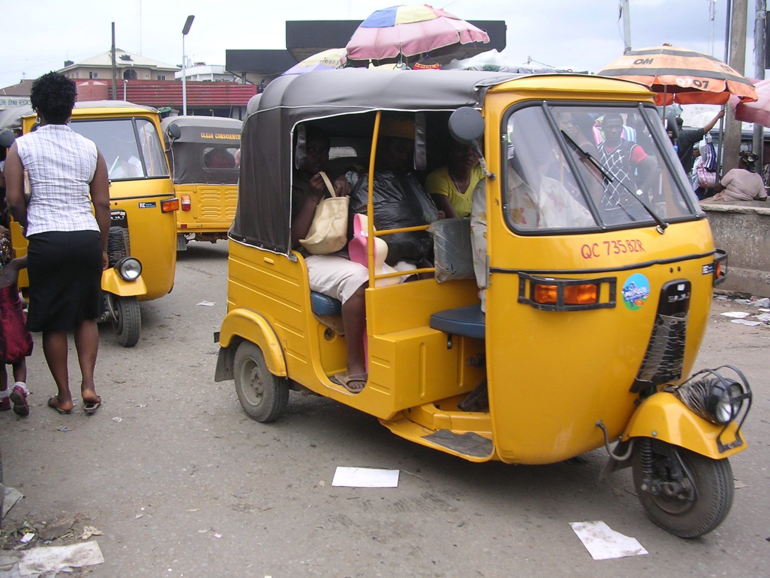 Tricycle Rider 1536x1152 1