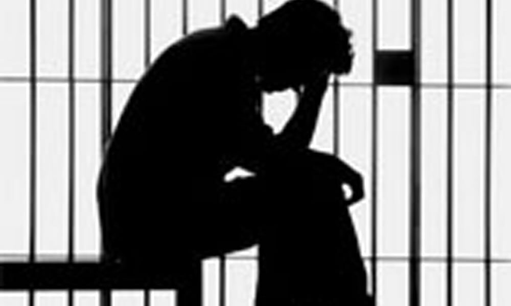 26 year old man jailed for escaping from police custody