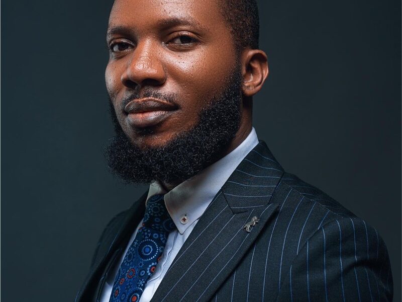 Inibehe Effiong
