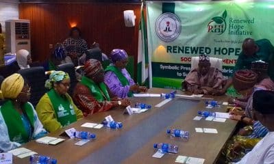 Shetimmas wife meets Ganduje 400x240 2
