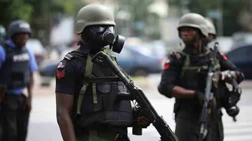 Police Fire Teargas Firearms At Shiites Protesters In Nigerias Capital