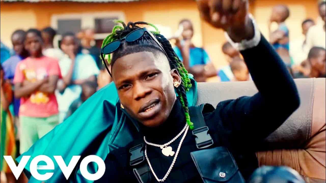 Seyi Vibez