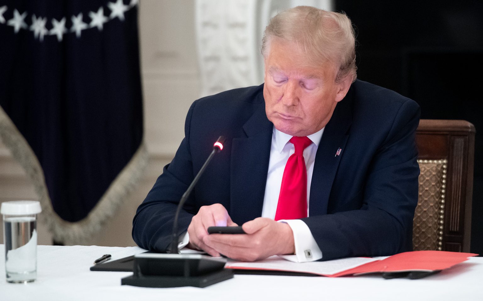 Trump and Twitter 1536x958 1