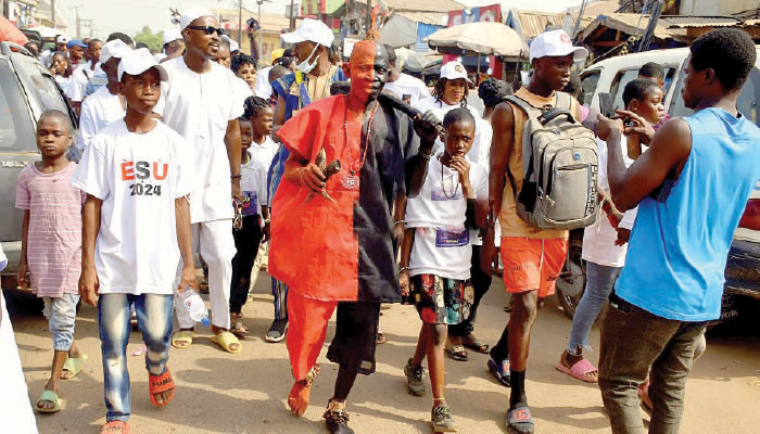 TRADITIONAL WORSHIPPERS 1