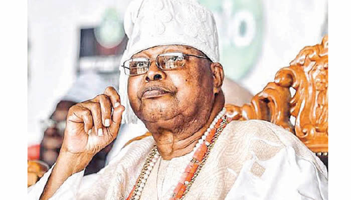 Oba Sikiru Adetona