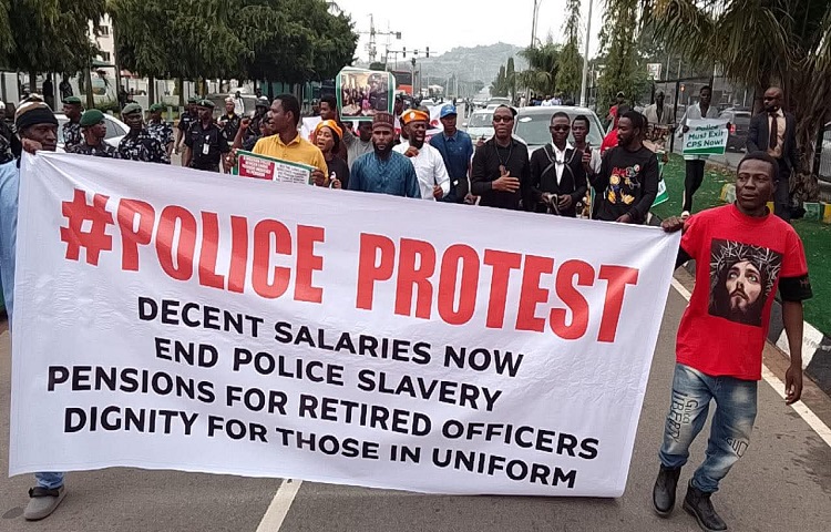 RRetired Police Officers protest in Abuja
