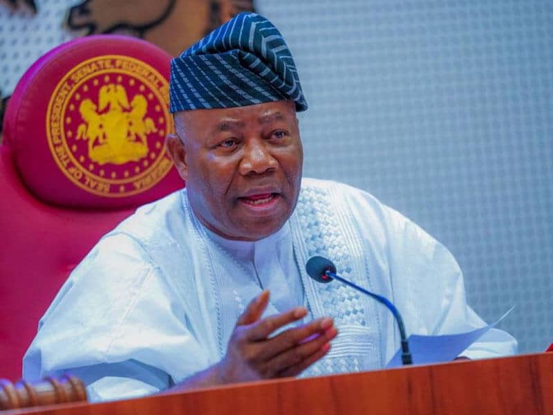 Godswill Akpabio1 3