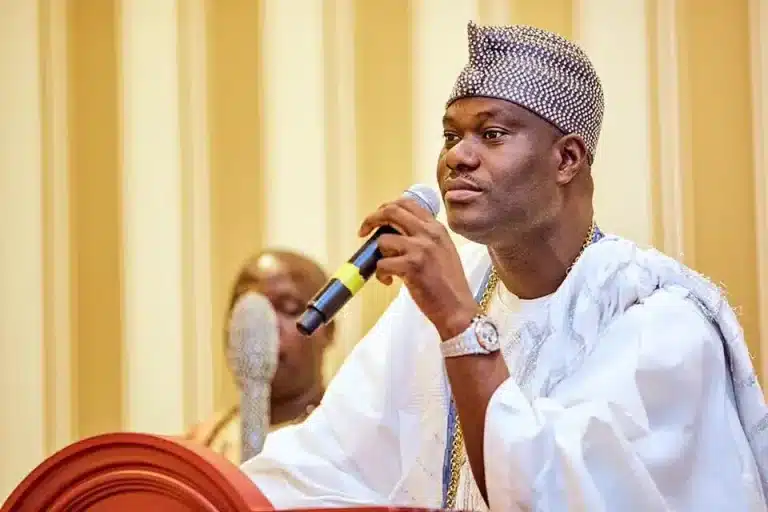 Oba Enitan Adeyeye Ooni of Ife.jpeg 768x512 1